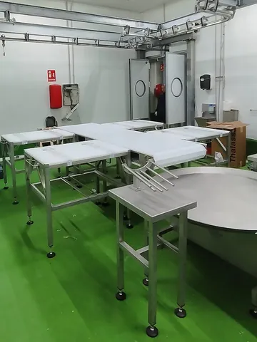 Suport de ambalare în pungi pentru sala de tranșare — fotografia 2