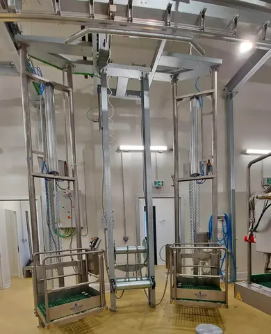 Platforme pneumatice de prelucrare pentru bovine — fotografia 3