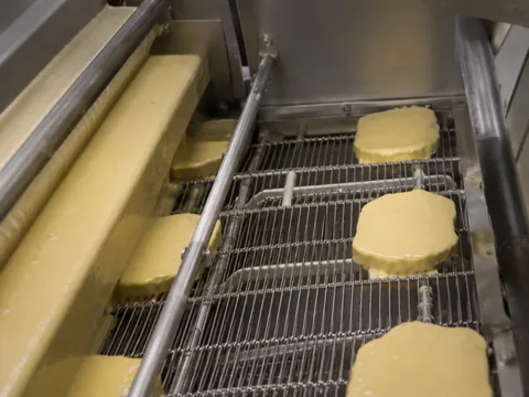 Mașină de aplicare batter (pane umed) SNP — fotografia 4